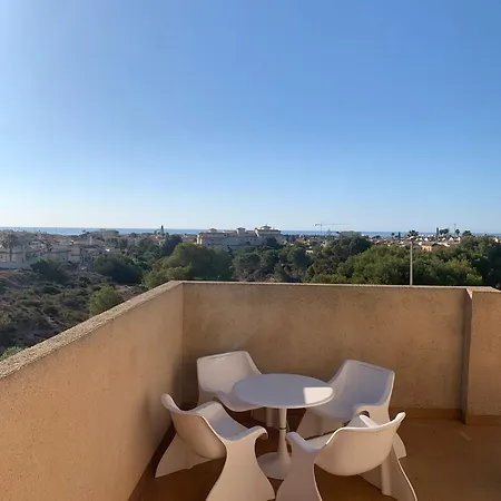 En Orihuela Costa